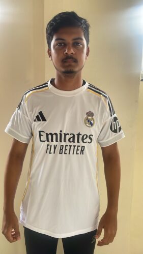 Real Madrid 25/26 Home Jersey – Embroidery photo review